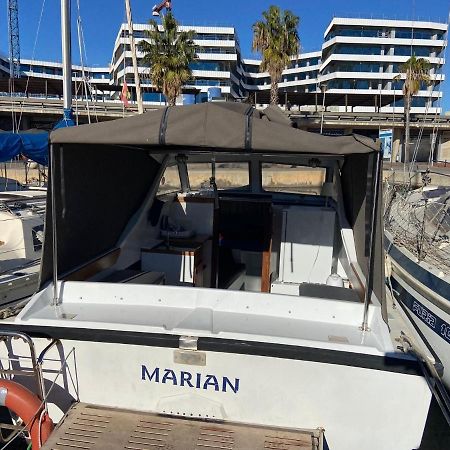 Nice Boat To Sleep In Barcelona Sant Adrià de Besòs Esterno foto
